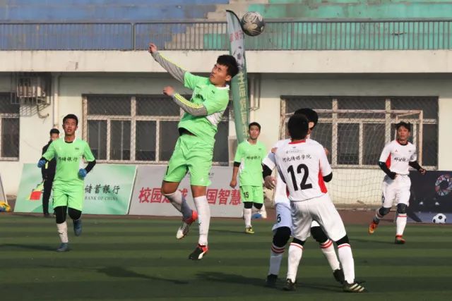 英格拉姆24分鹈鹕力克尼克斯 老鹰大胜爵士